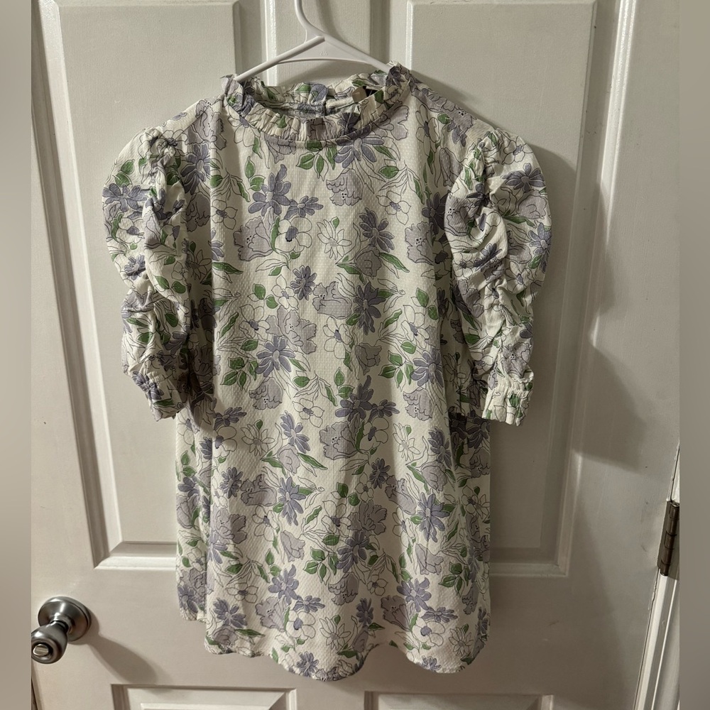 Super cute blouse!!